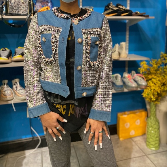 Jacket - Picture 3 of 3